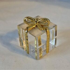 Glass Gift Paperweight With Gold Colored Bow 1 1/2”